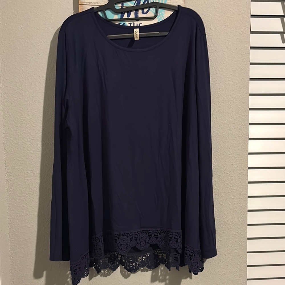 Elegant Navy Lace Hem Top